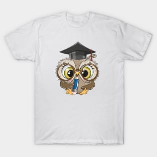 Cute owl scientist in a professor's hat and pencil T-Shirt